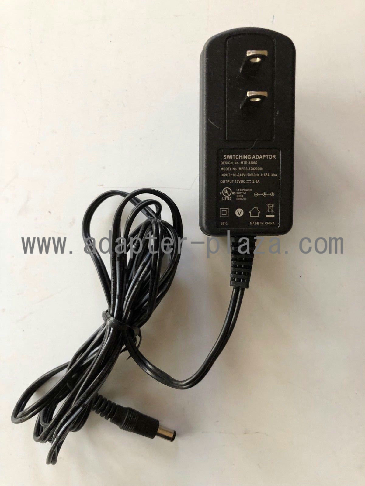 NEW MTR-13103 MPBS-12020000 Switching AC Adapter Power Supply Charger 12V 2A